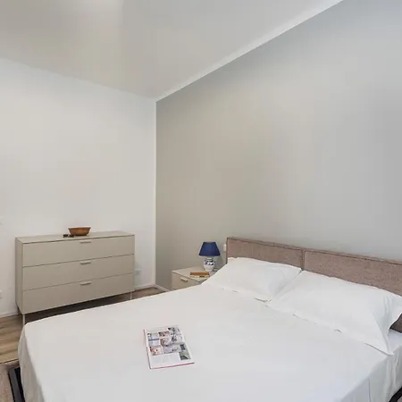 Апартаменты Quinto Modern Flat By Wonderful Italy