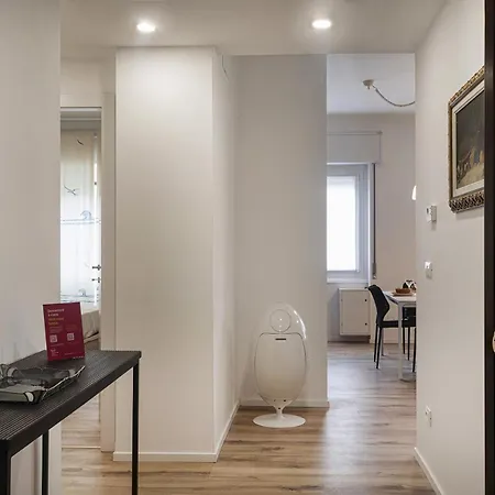 Quinto Modern Flat By Wonderful Italy *