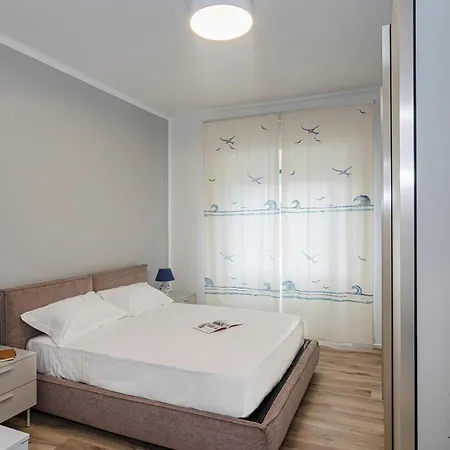 Quinto Modern Flat By Wonderful Italy Genua